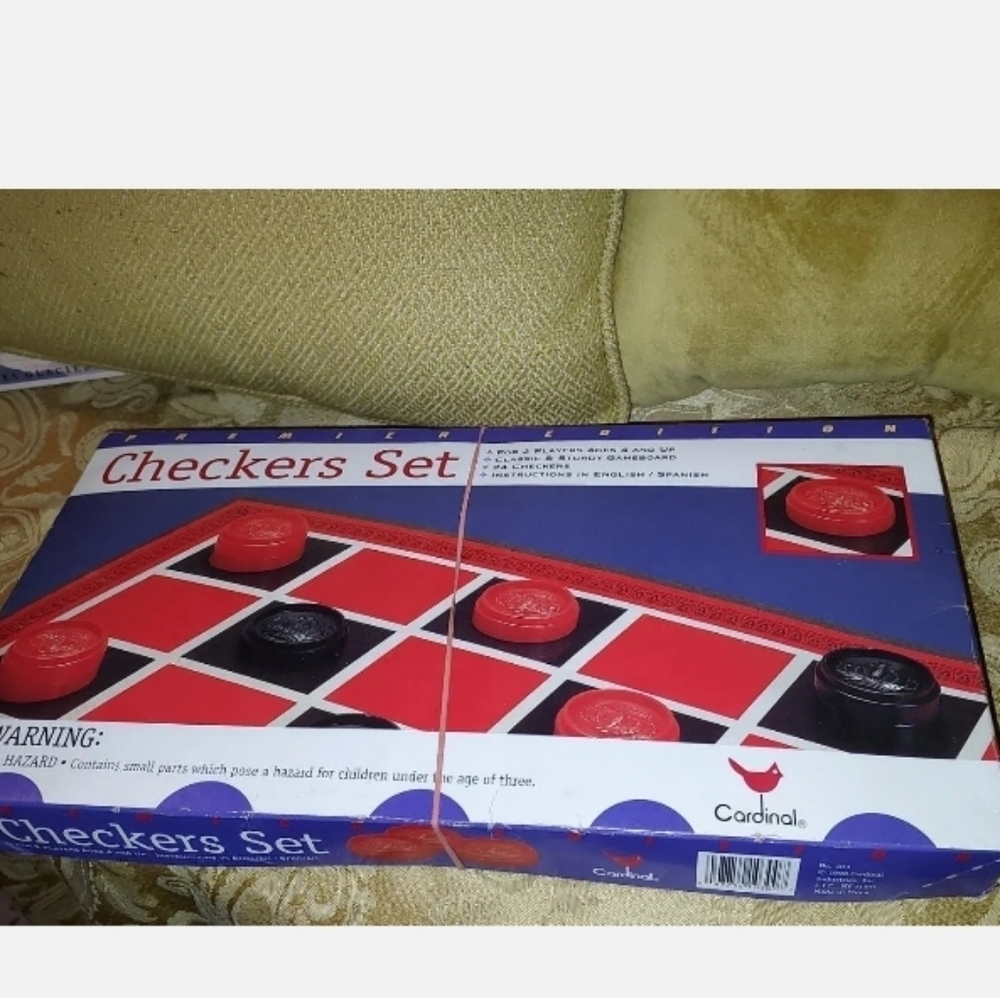 Checkers Board Game - Complete (Checkers & Chess Instructions English & Spanish)
